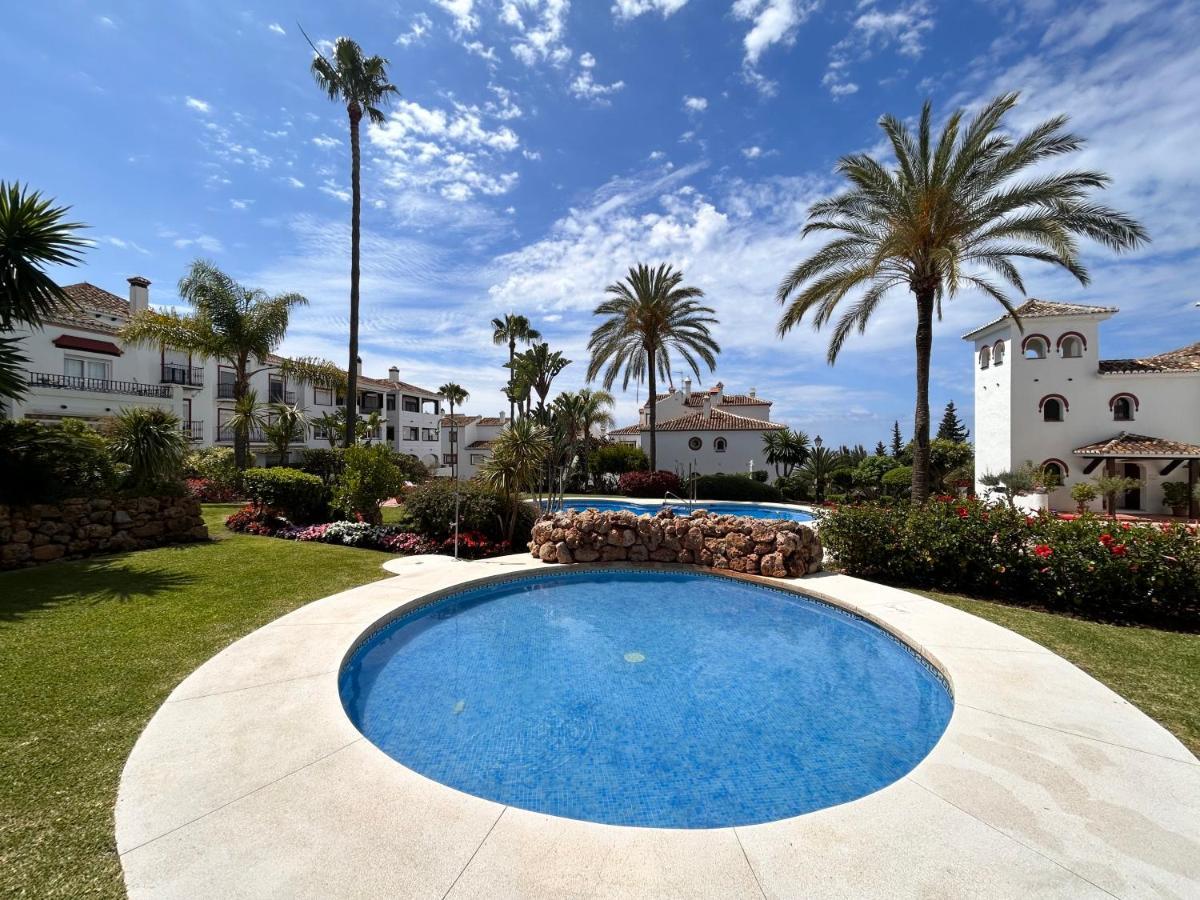 Marbella 515 Apartment Bagian luar foto